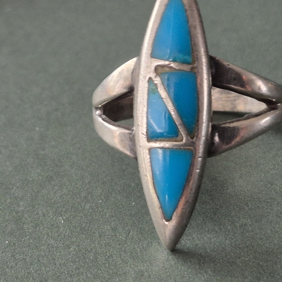 Sterling Silver 925 Torquoise Native Ring - Picture 4 of 6